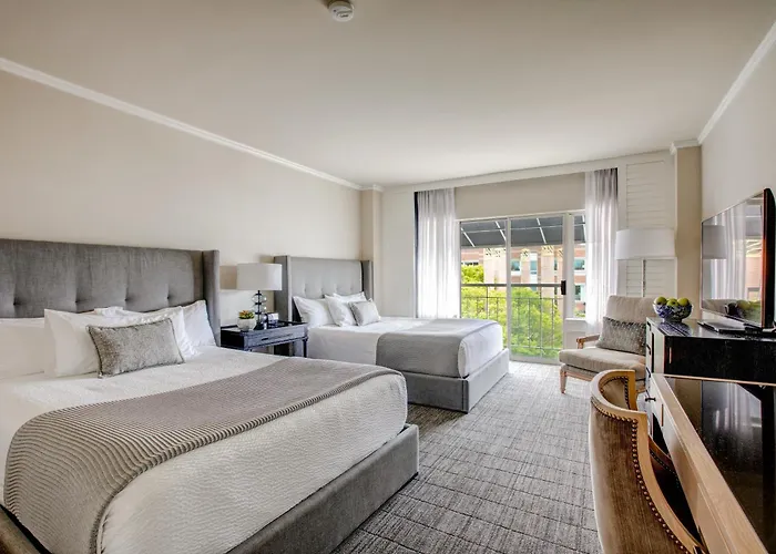 Woodmark Hotel & Still Spa