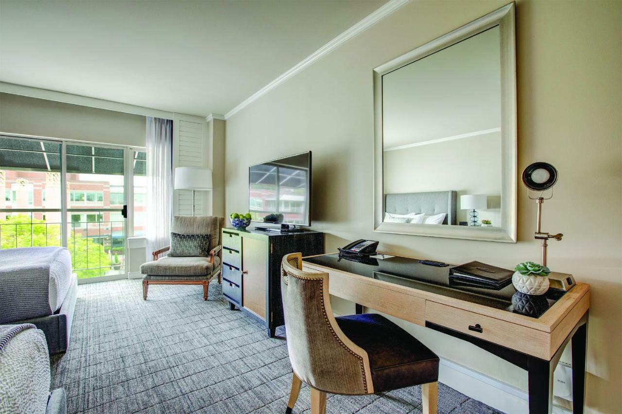 Woodmark & Still Hotel 4*